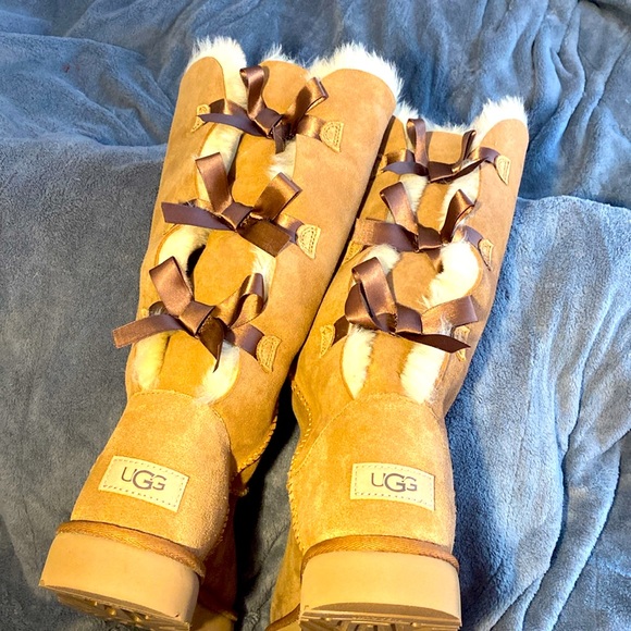 UGG Bailey Bow Tall II Boot - Picture 2 of 5